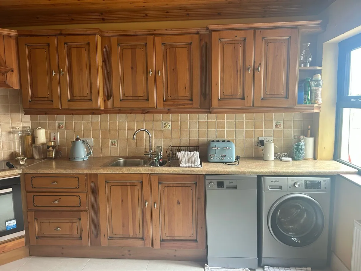 Kitchen - Image 2
