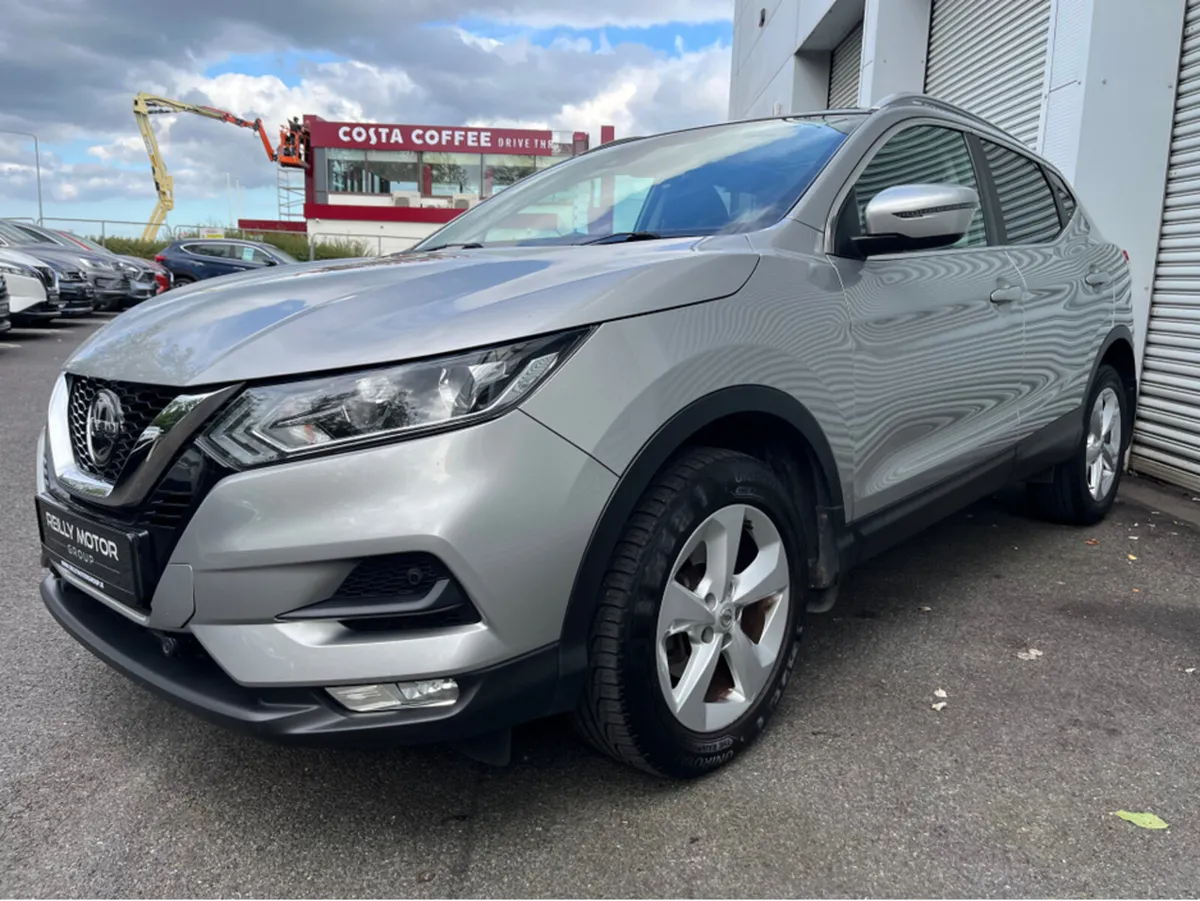 Nissan Qashqai 1.2 PETROL SV - Image 3