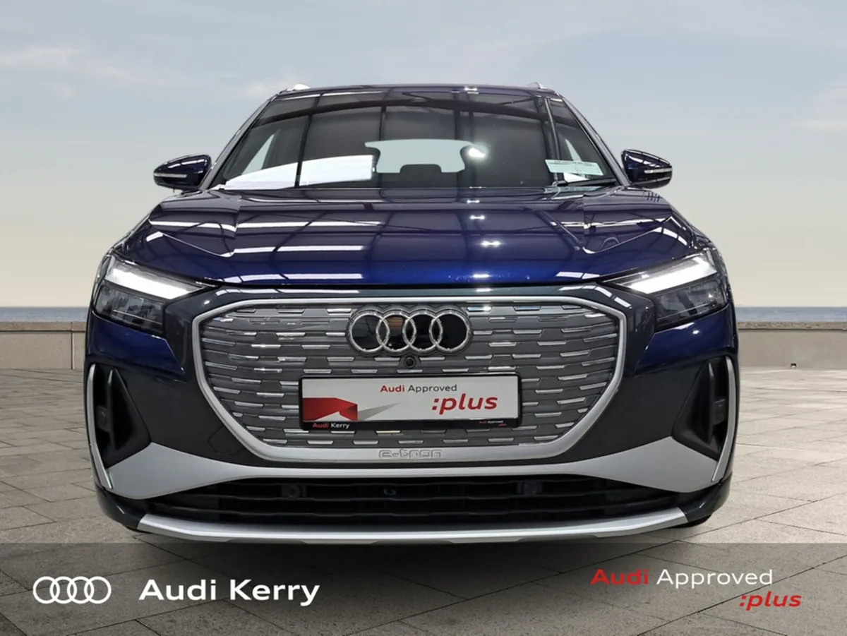 Audi Q4 e-tron 45 E TRON S-LINE - Image 2