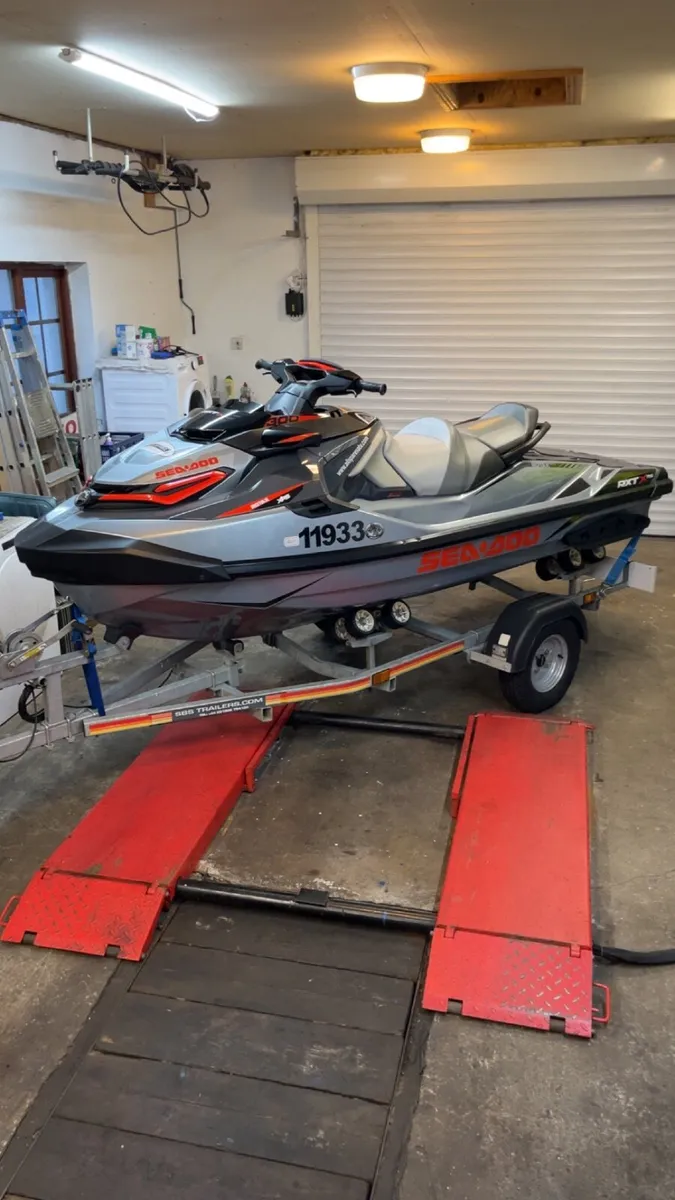 Seadoo rxtx 300 jetski - Image 4