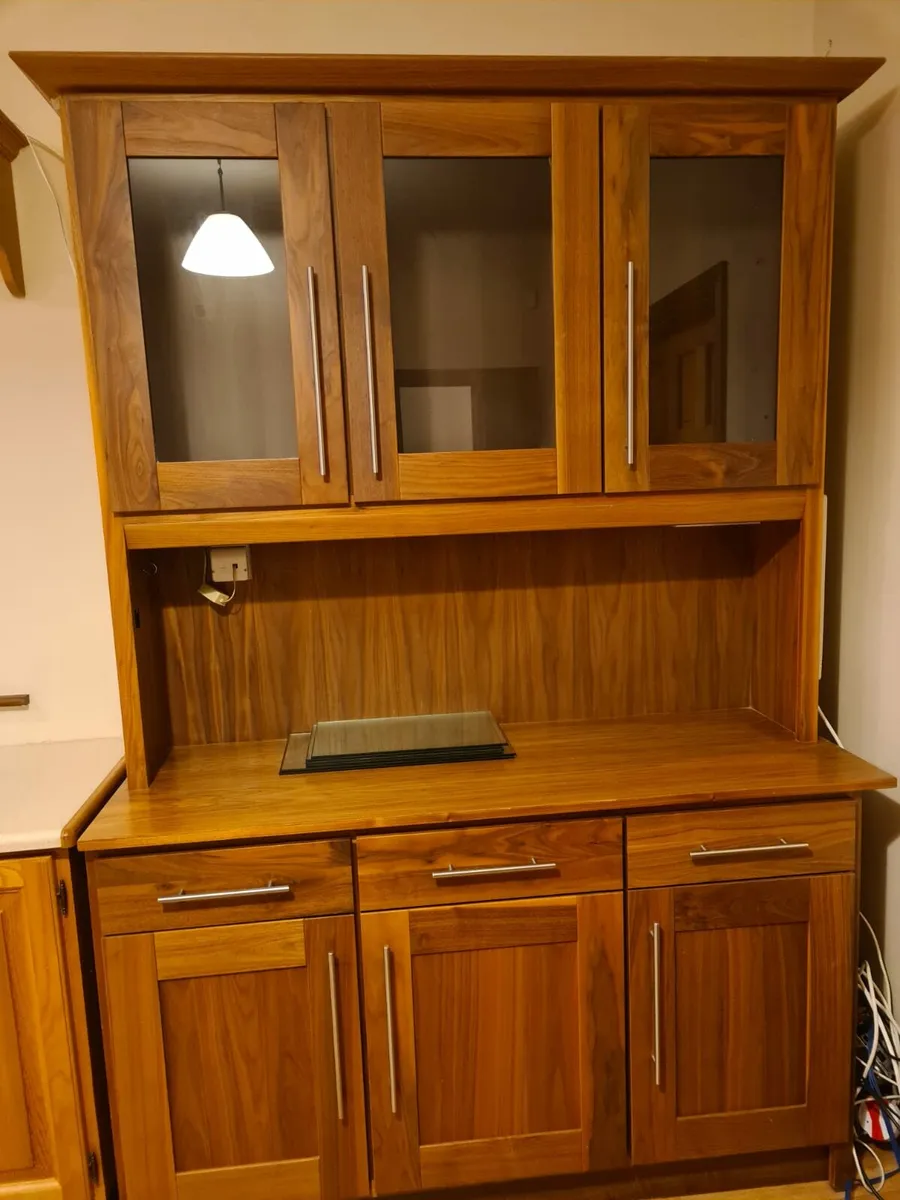Modern kitchen dresser - Image 1