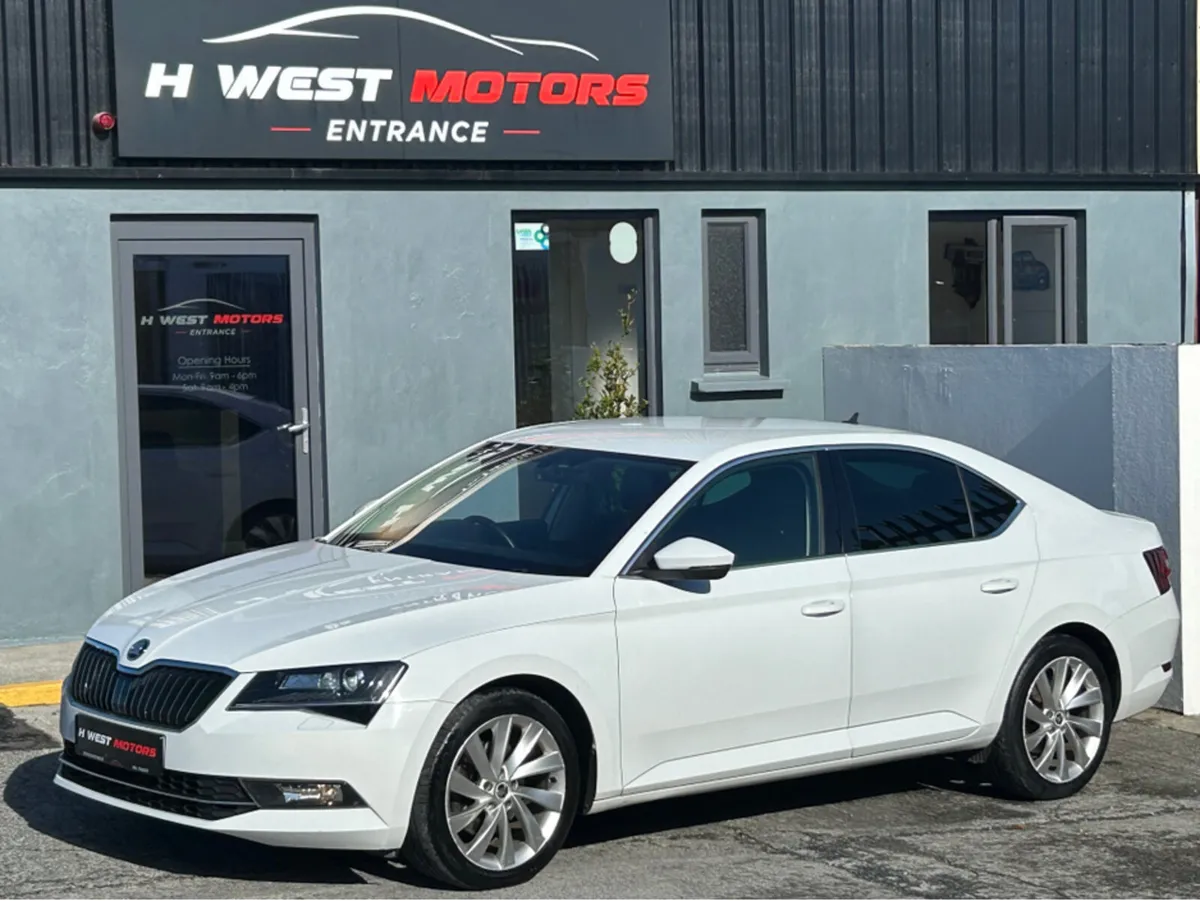 Skoda Superb 2.0 TDI SEL EXECUTIVE 1 150PS 5DR - Image 1