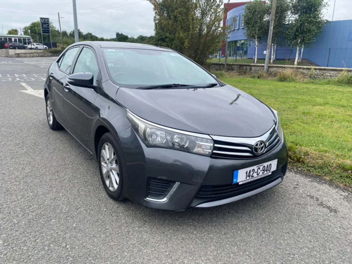 Toyota Corolla 1.4 D-4D AURA 4DR - Image 4