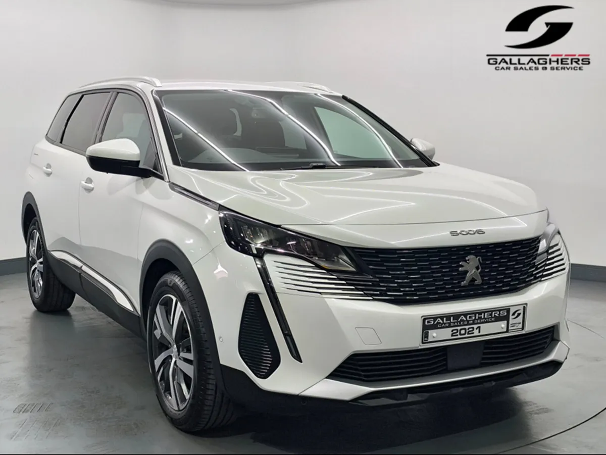 Peugeot 5008 (212) ALLURE PREMIUM 1.5 BLUEHDI 130P - Image 1