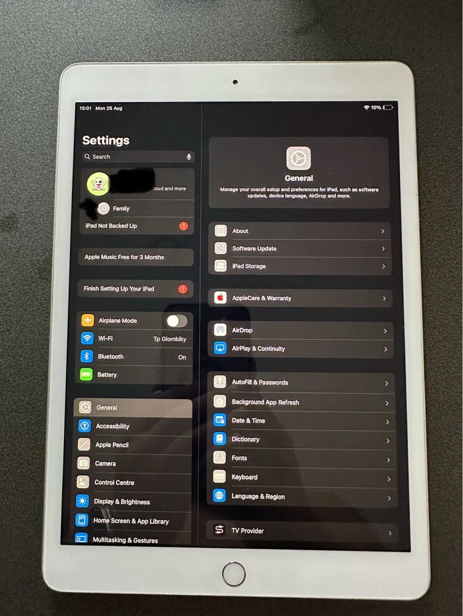 iPad 8th silver - Image 2