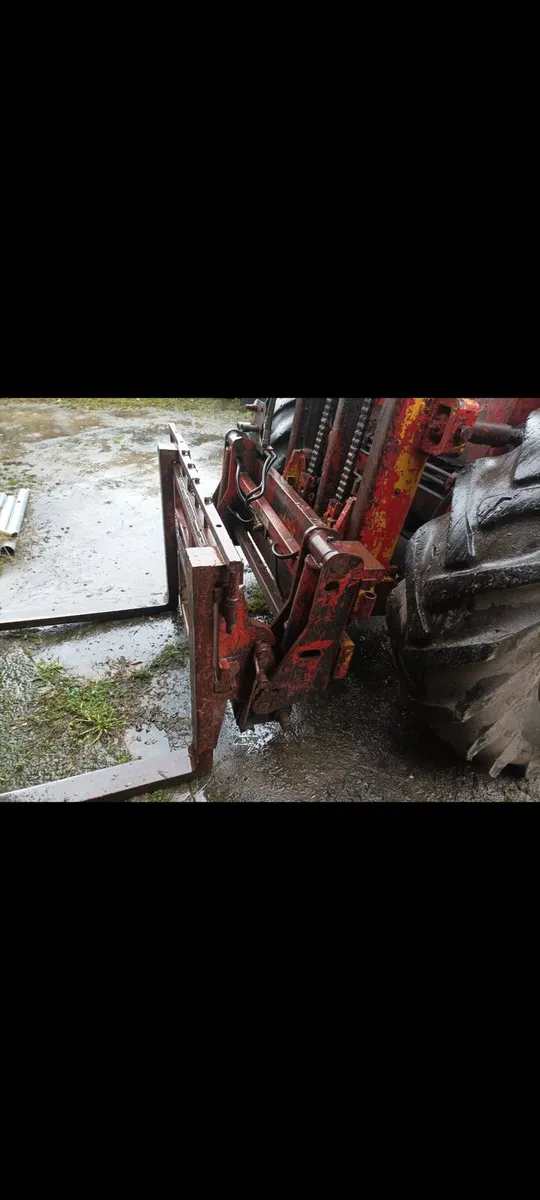 Manitou Forklift - Image 4