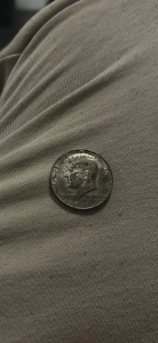 Vintage coin - Image 1