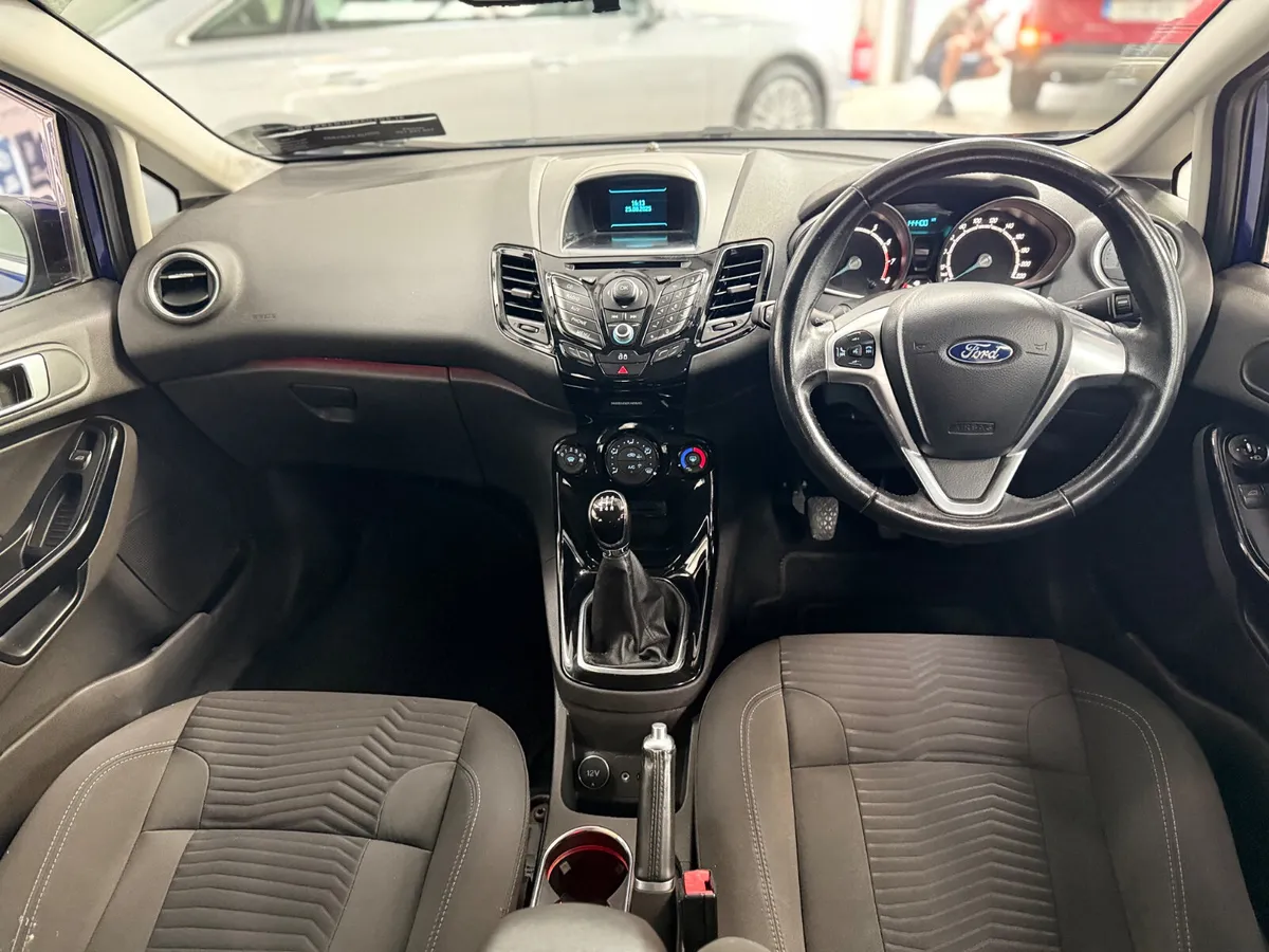 Ford Fiesta 2014.   1.25.  TITANIUM - Image 4