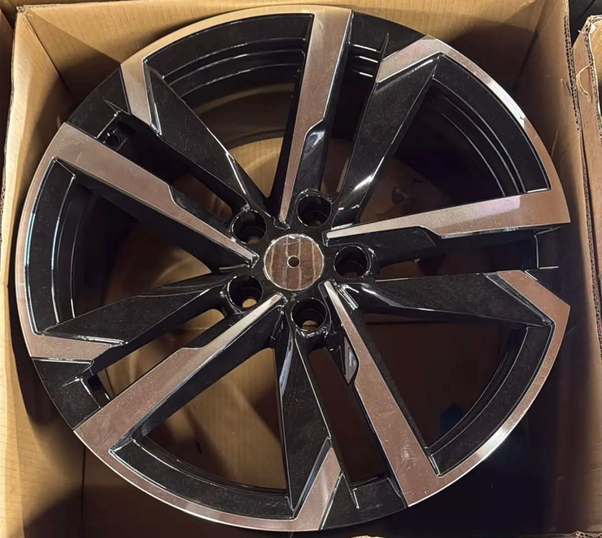 19” rs4E alloys & tyres 5x112