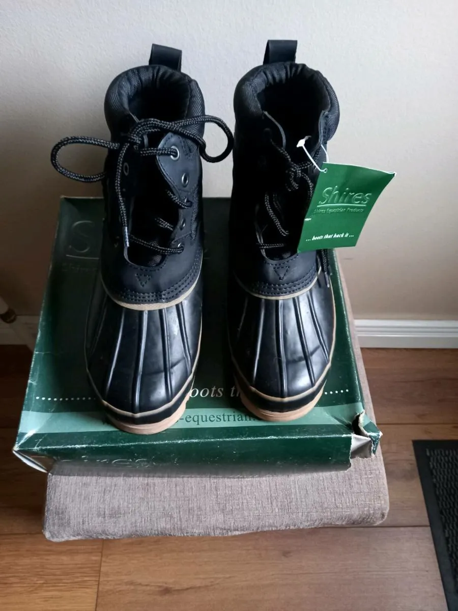 Men's Leather Boots - Image 1