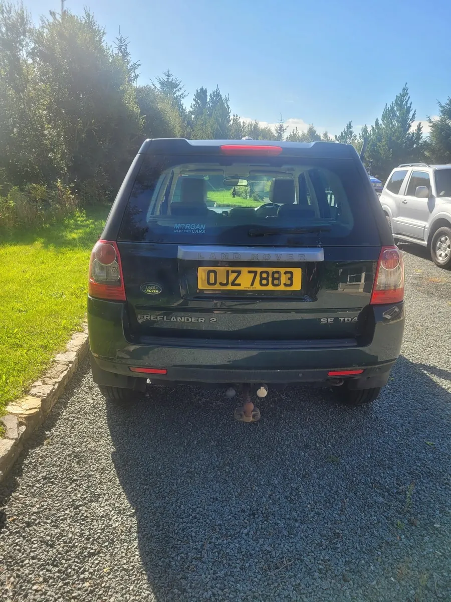 Land Rover Freelander 2009 - Image 2