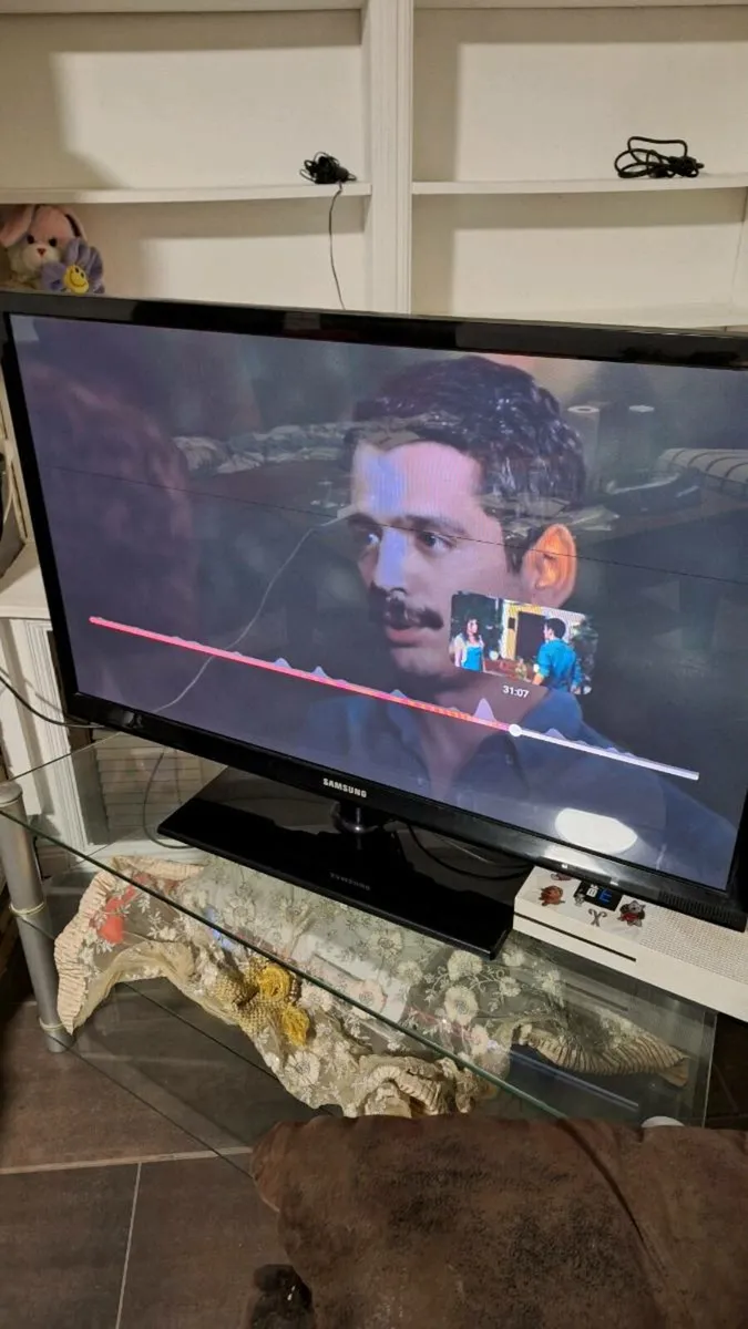 TV 40Inch - Image 1