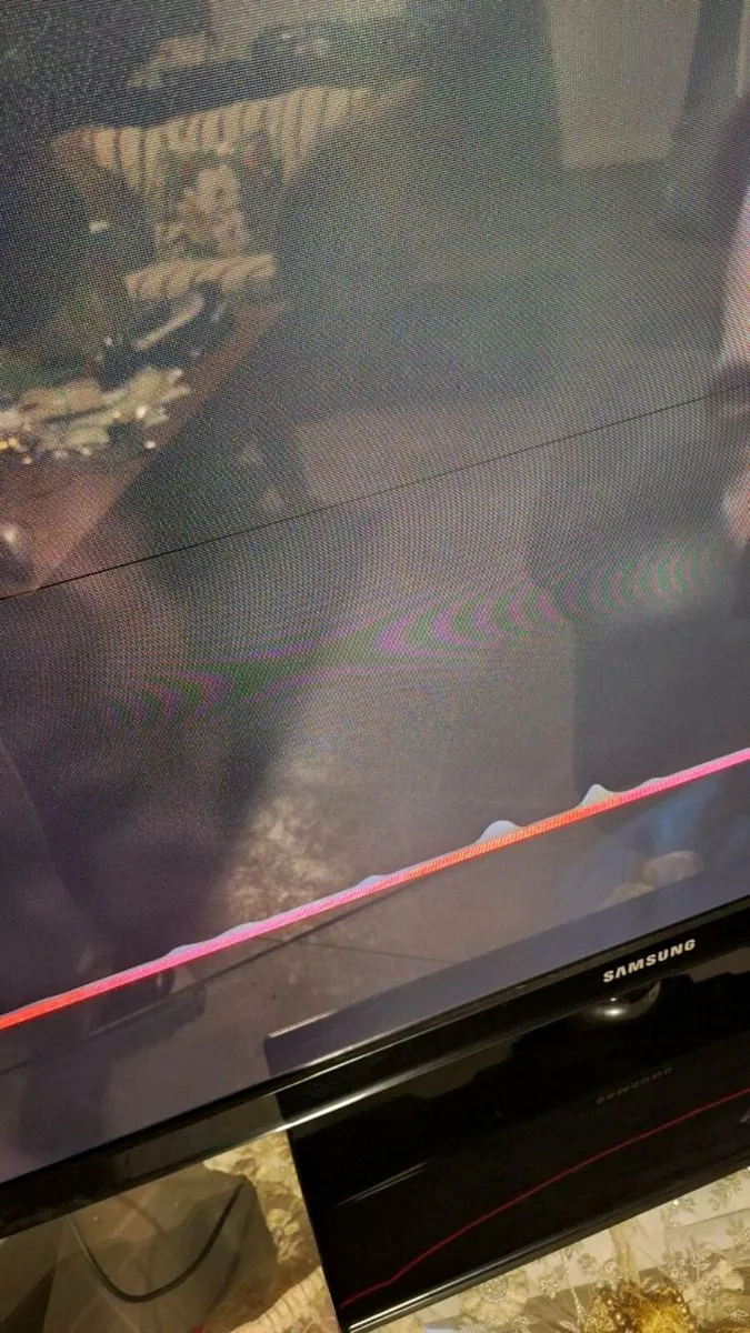 TV 40Inch - Image 2