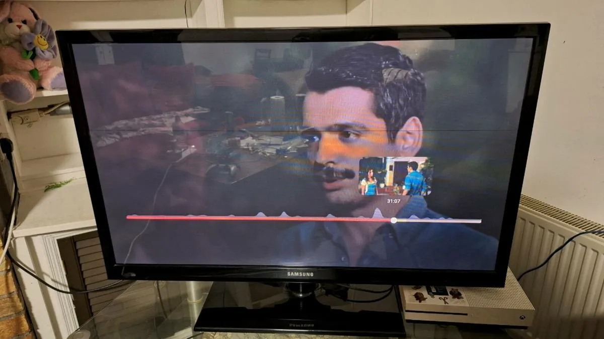 TV 40Inch - Image 4