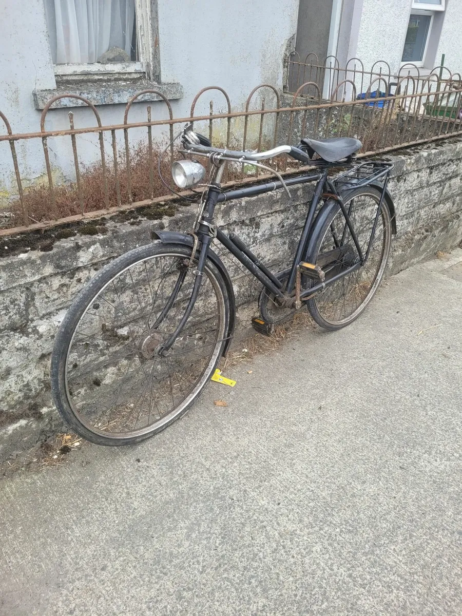 Old hi nelly man's bike price too sell - Image 2