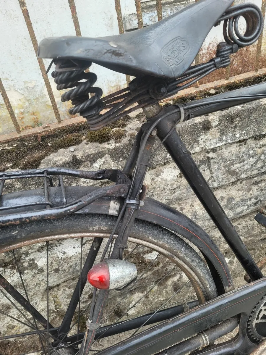 Old hi nelly man's bike price too sell - Image 4
