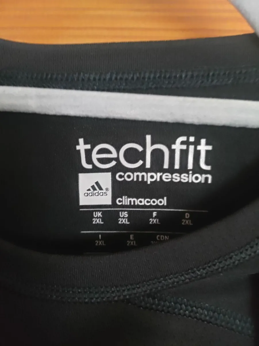 Adidas Techfit compression 2XL New - Image 2