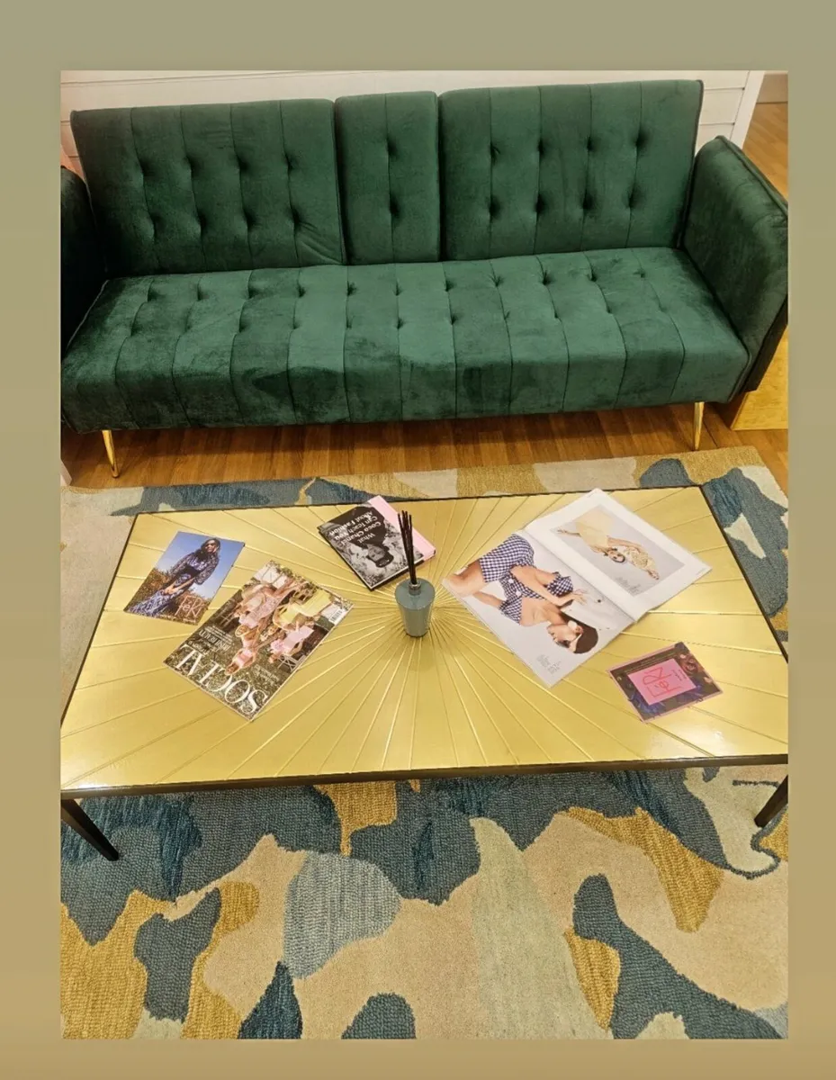 Couch - Image 2