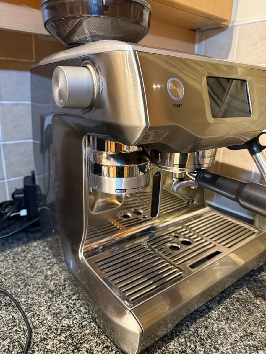 Sage Oracle touch Coffee machine - Image 1
