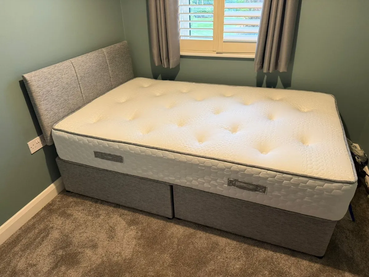 Small Double Divan Bed With Mattress And Headboard - Image 1