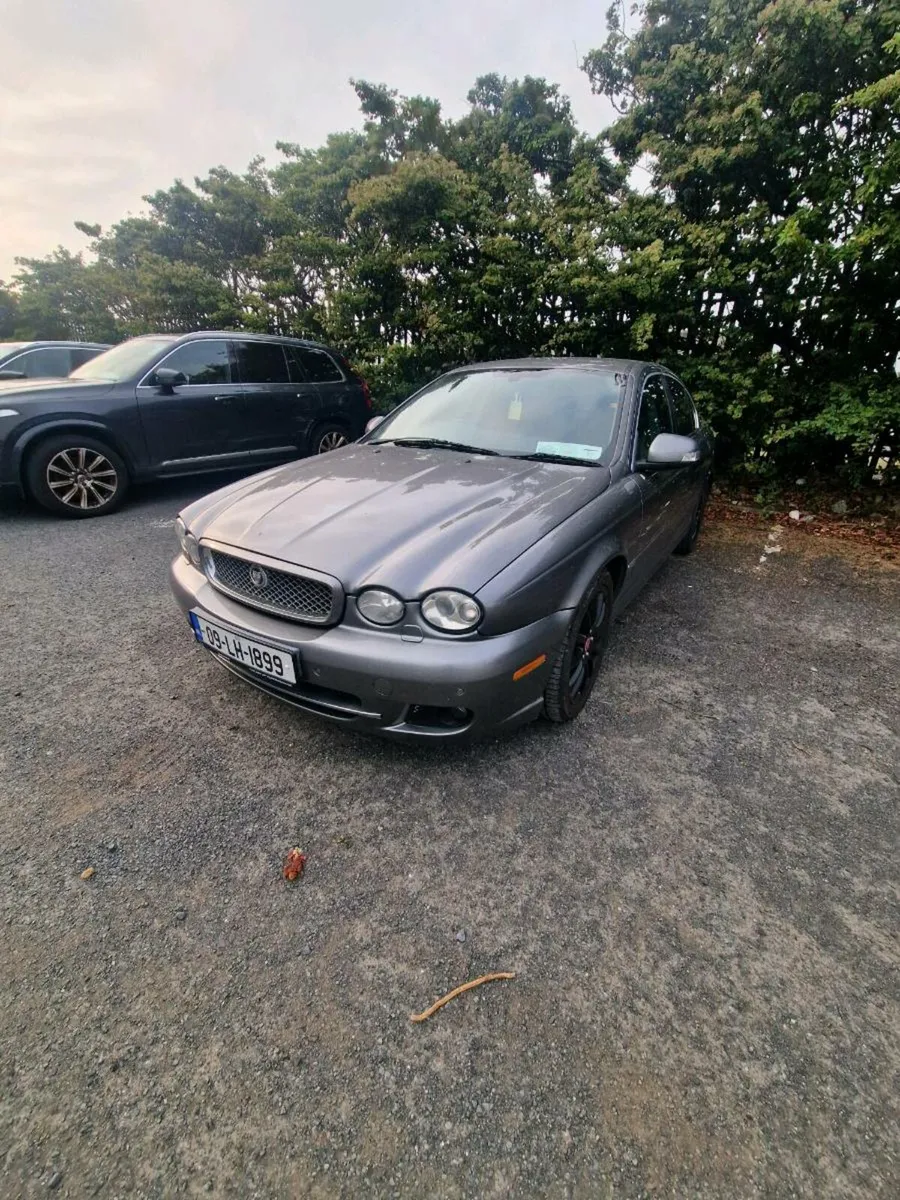 Jaguar X-type 2009 - Image 1