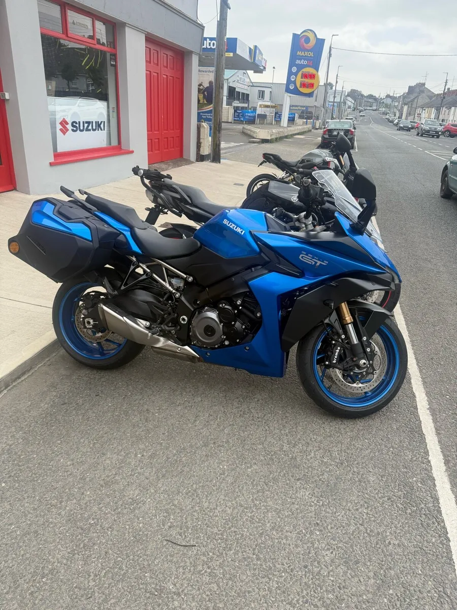 2023 Suzuki GSX-S 1000 GT - Image 3