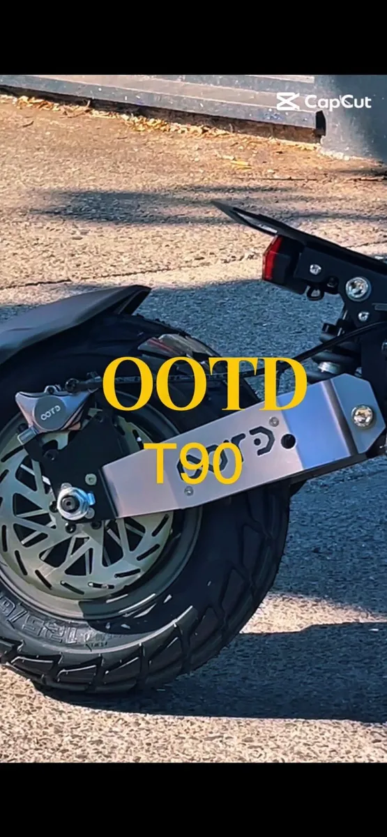 NEW OOTD T90 13 inch e-scooter 2 year’s warranty - Image 2