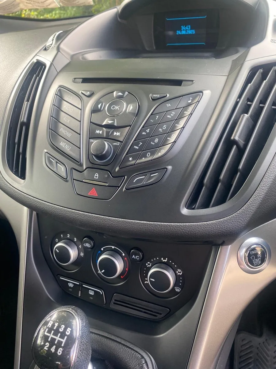 Ford Kuga 143kms - Image 2