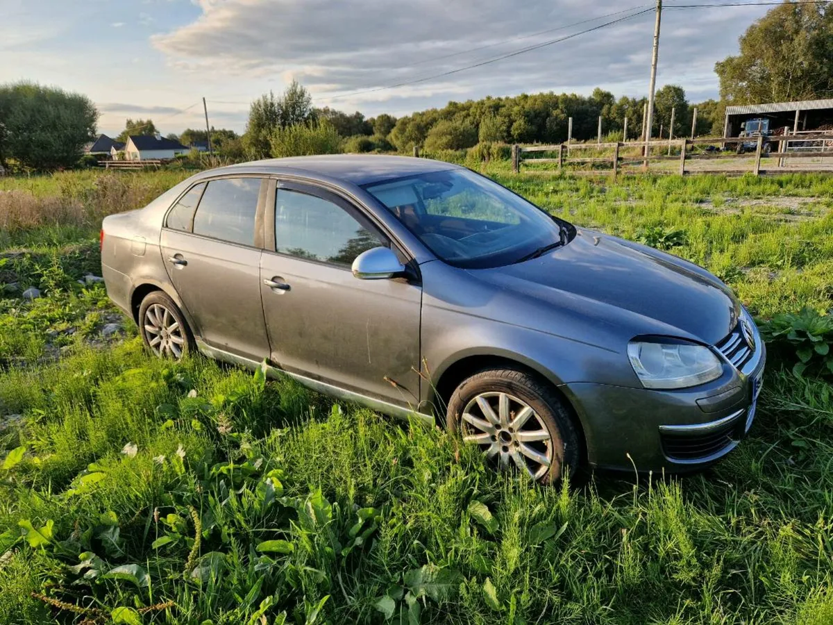 2009 volkswagen jetta - Image 1