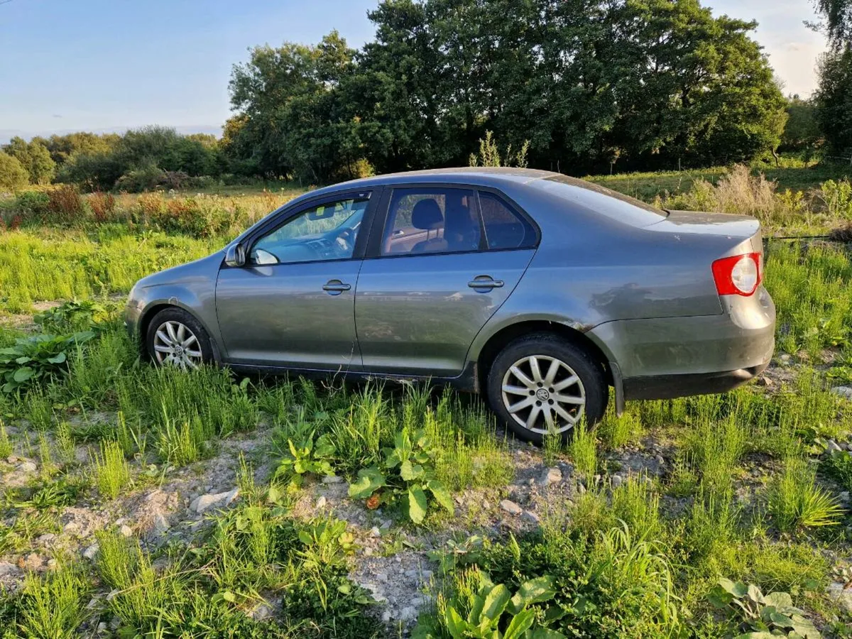 2009 volkswagen jetta - Image 4