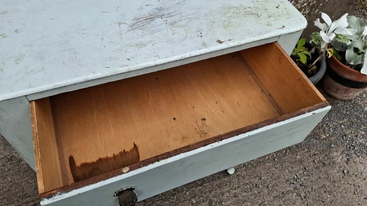 Chest of Drawers - Image 4