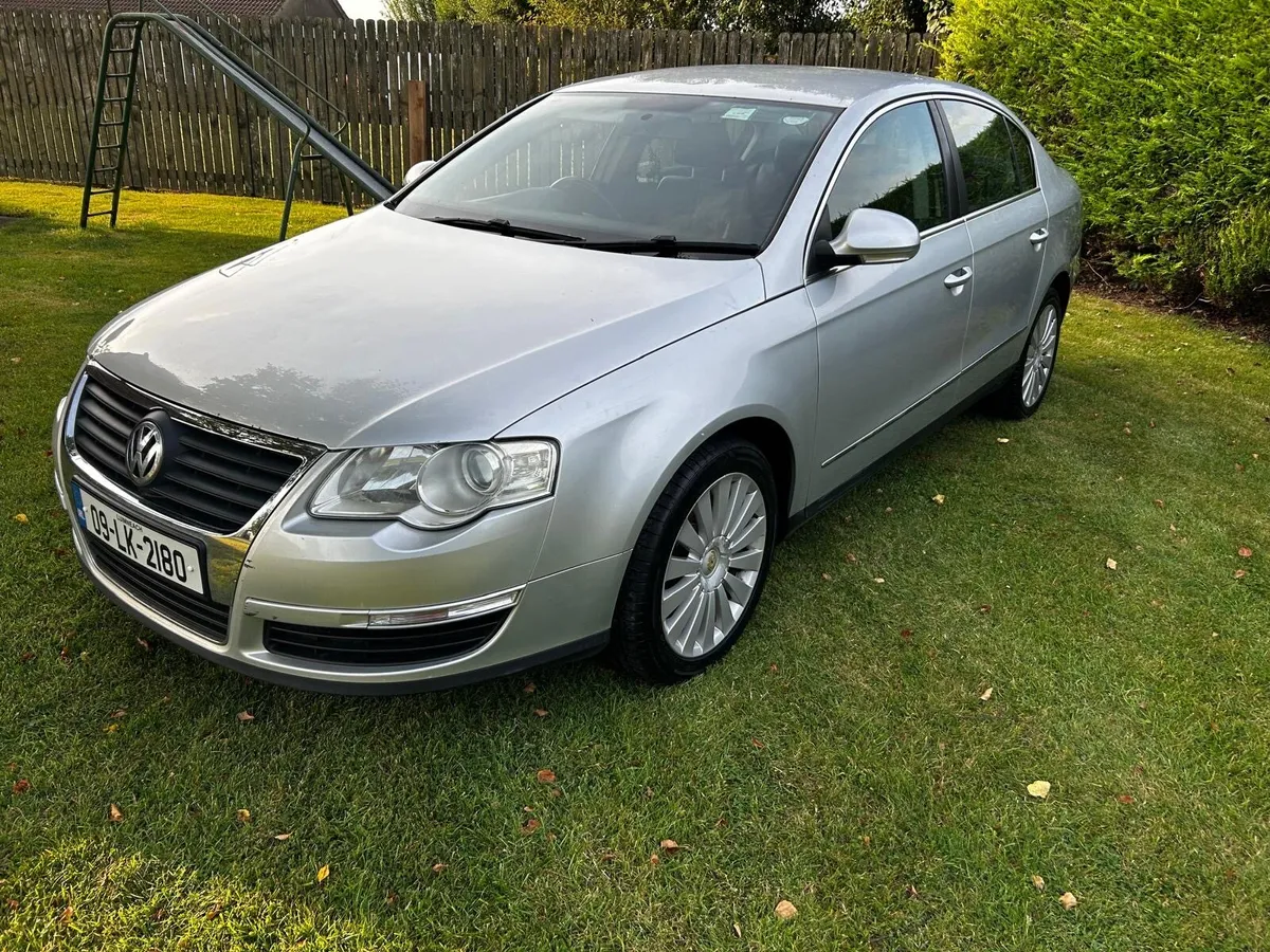 09 Highline Passat 2.0tdi - Image 1