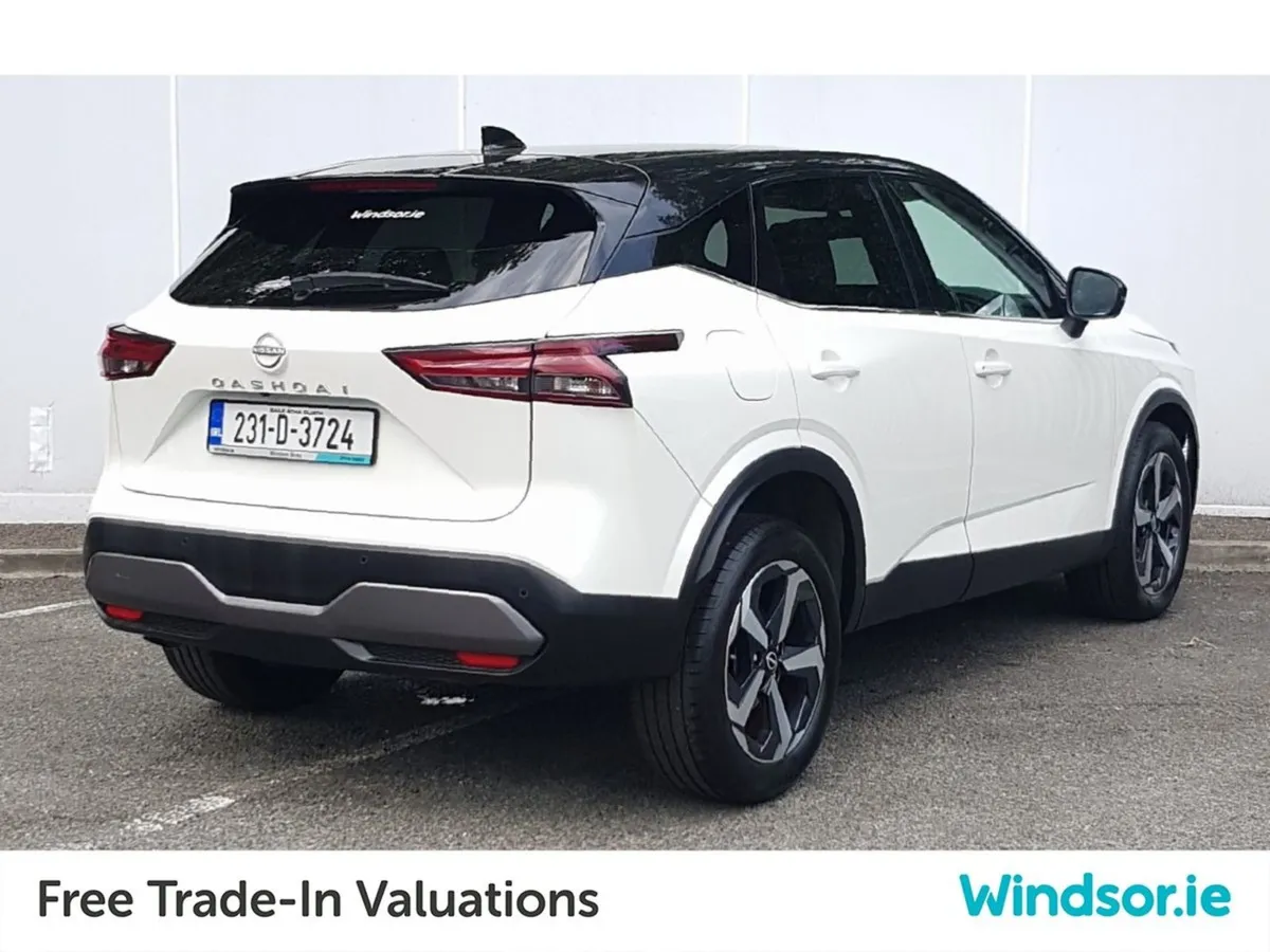 Nissan QASHQAI 1.3 PET Mild Hybrid SV Premium - Image 3