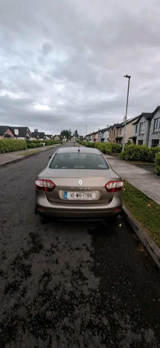 Car - Image 2