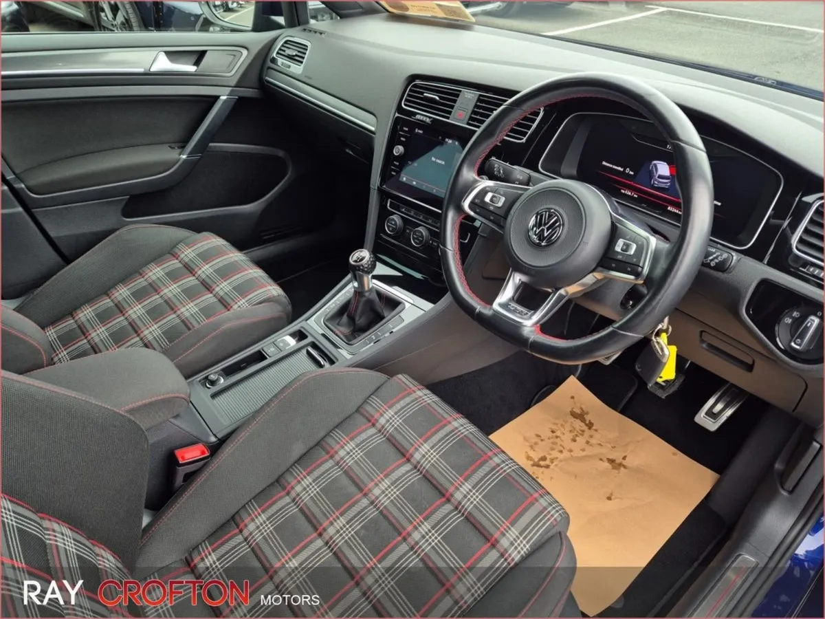 Volkswagen Golf 2.0 TSI 245HP GTI - Image 2