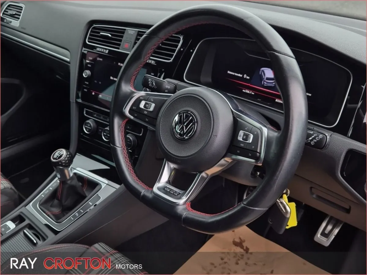 Volkswagen Golf 2.0 TSI 245HP GTI - Image 4