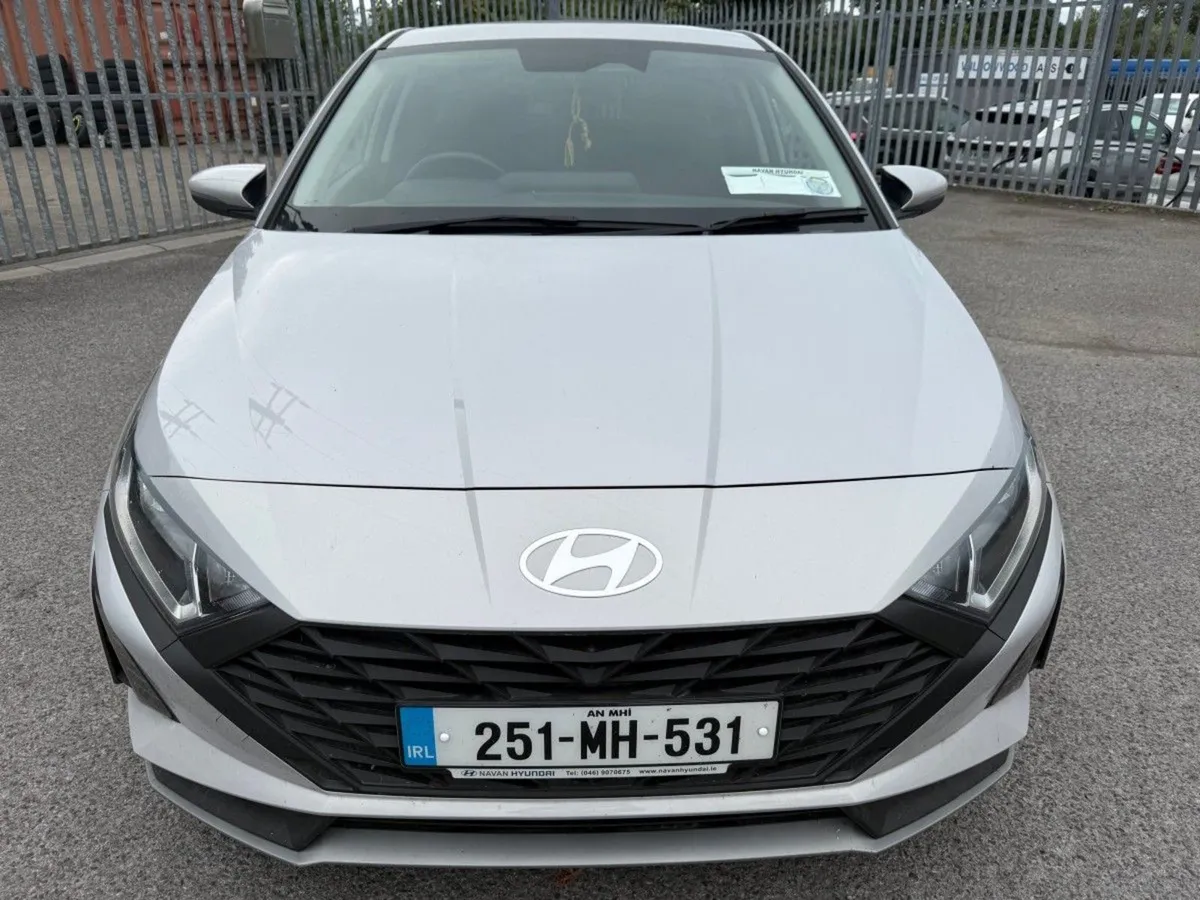 Hyundai i20 1.2i Deluxe Plus  demo Sale - Image 2