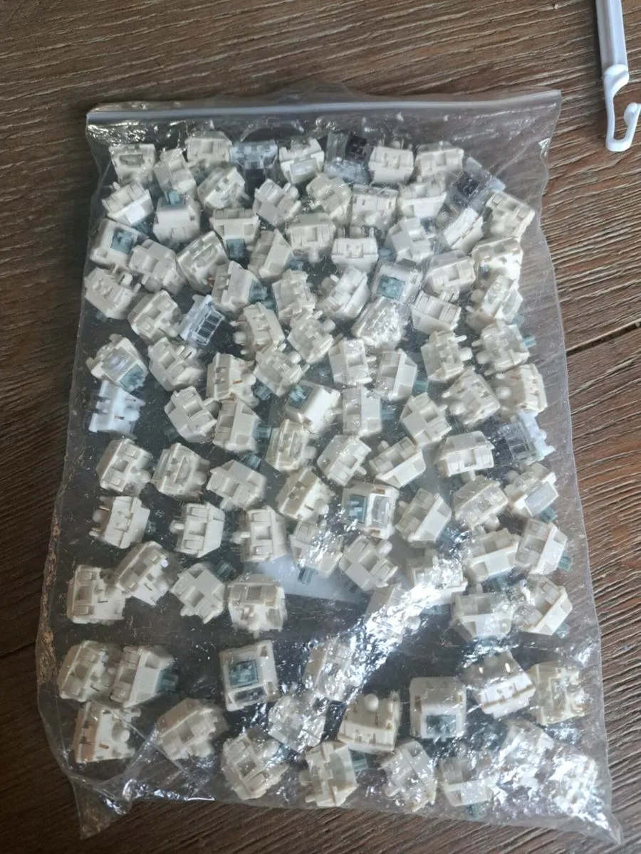 Keyboard mechanical switches