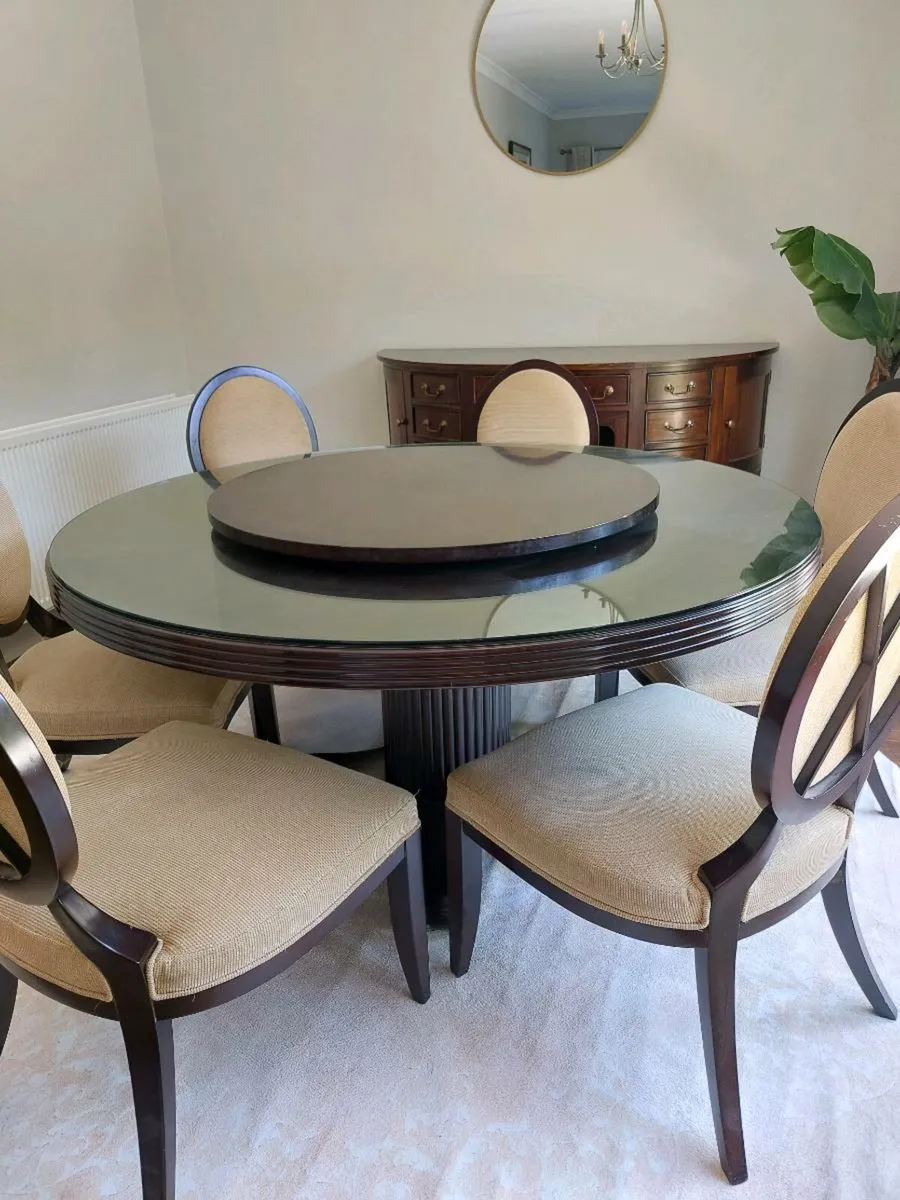 Dining table and chairs - Image 3