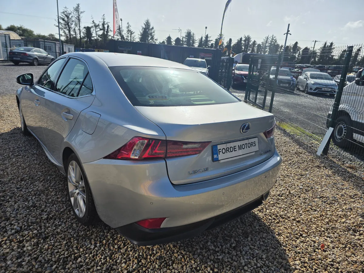 Lexus IS300 Executive 2015 - Image 3