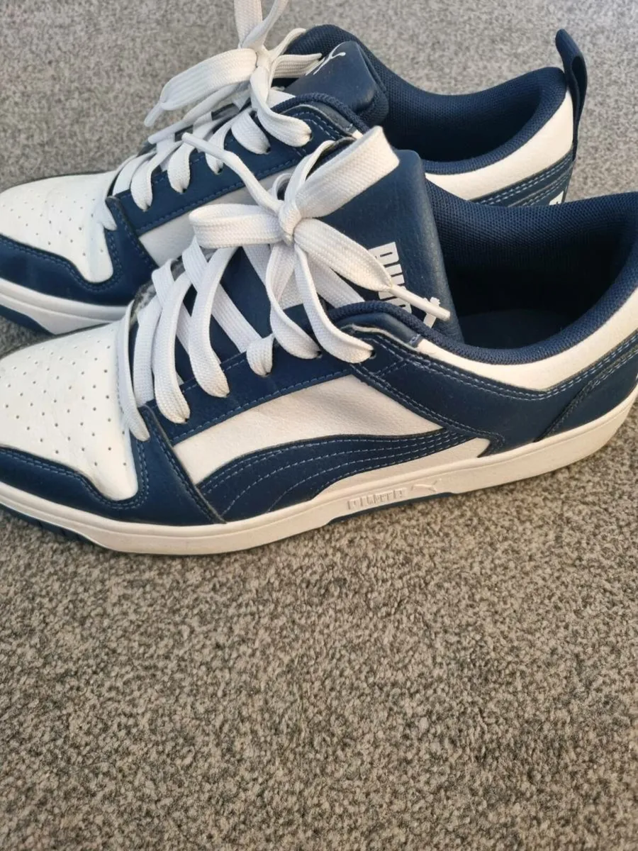 Runners - Image 1