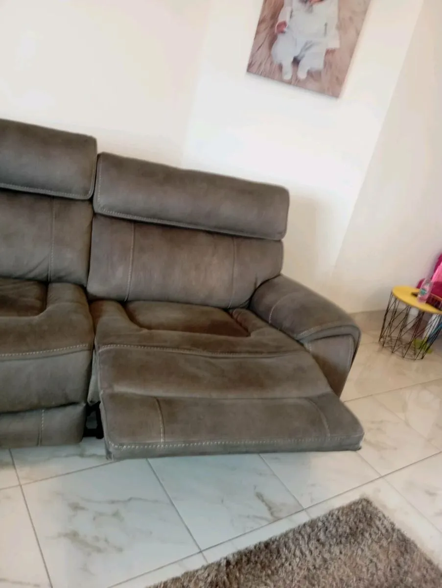 Verona left right side corner recliner corner - Image 4