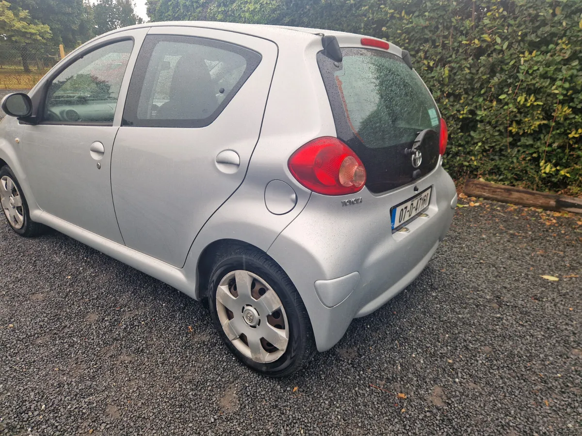 Toyota Aygo VERY LOW MILEAGE 2007 - Image 2