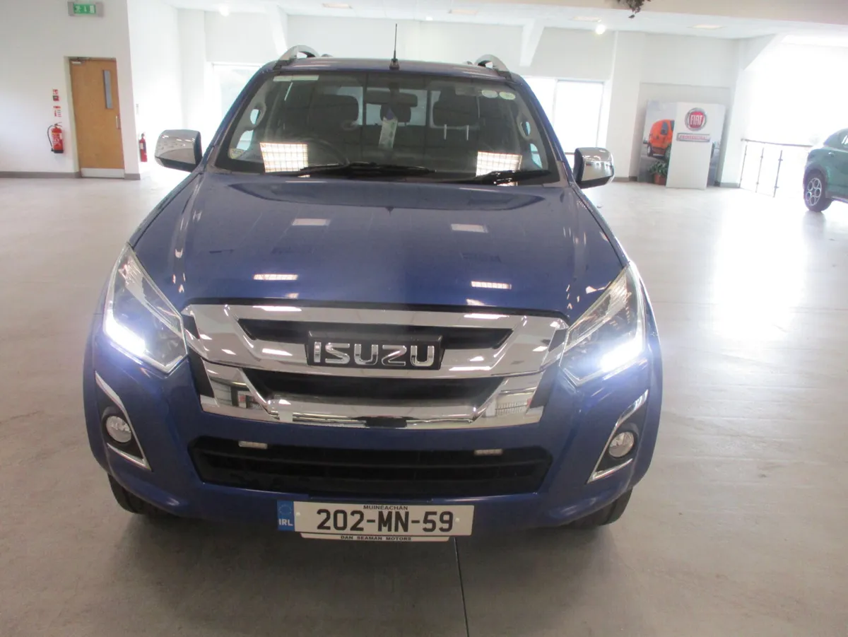 Isuzu D-Max CREW CAB 4X4 2020 - Image 3