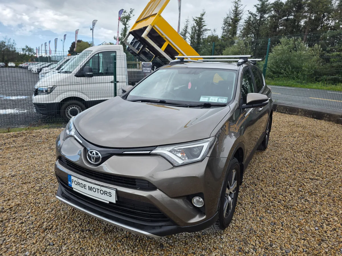 Toyota RAV4 2016 - Image 2