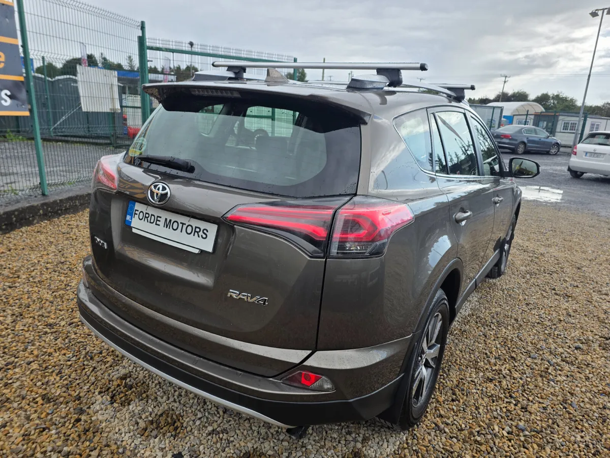 Toyota RAV4 2016 - Image 4