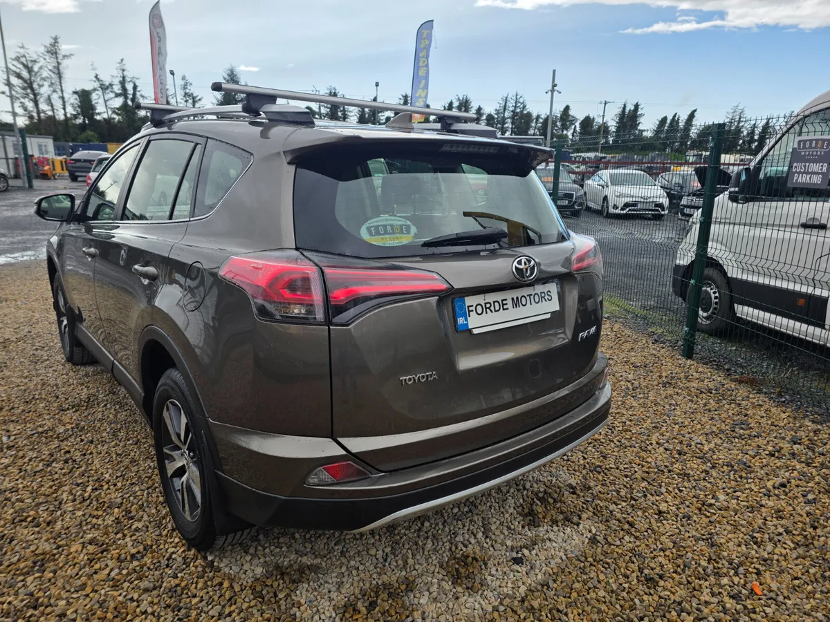 Toyota RAV4 2016 - Image 3