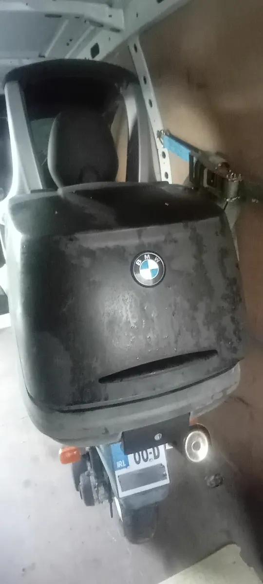 Breaking BMW C1 ,125 cc - Image 2