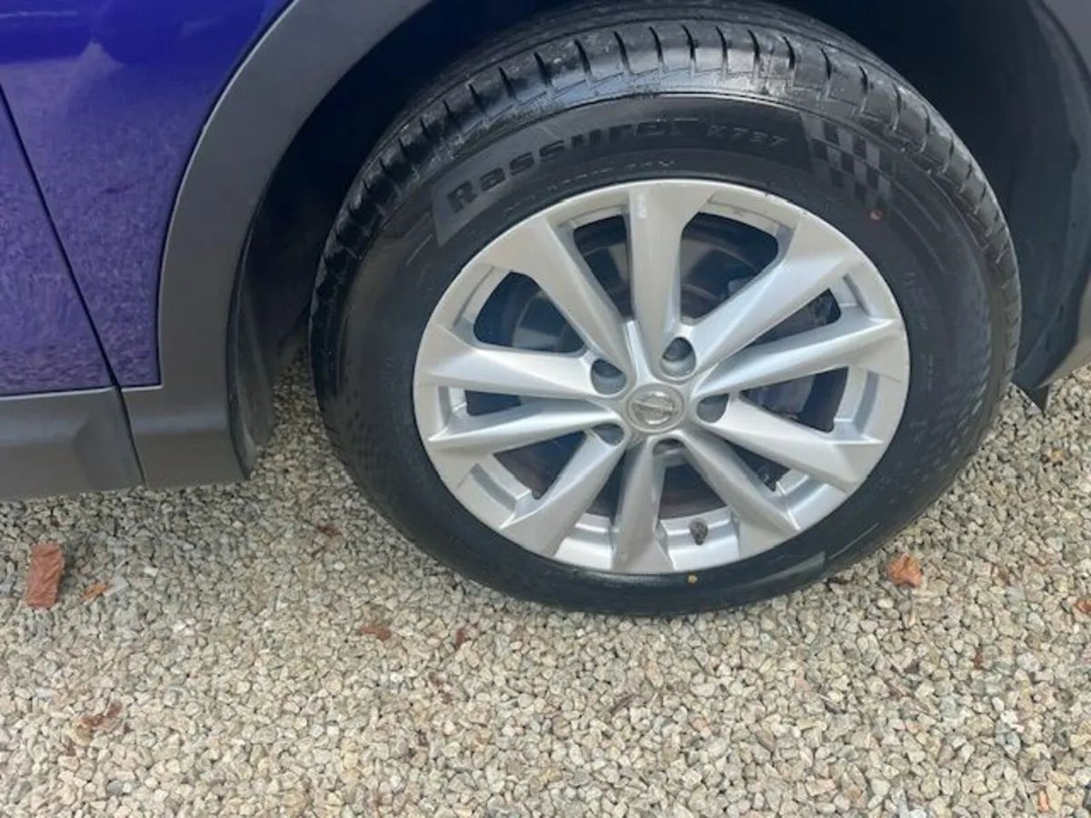 Nissan Qashqai 2016 - Image 2