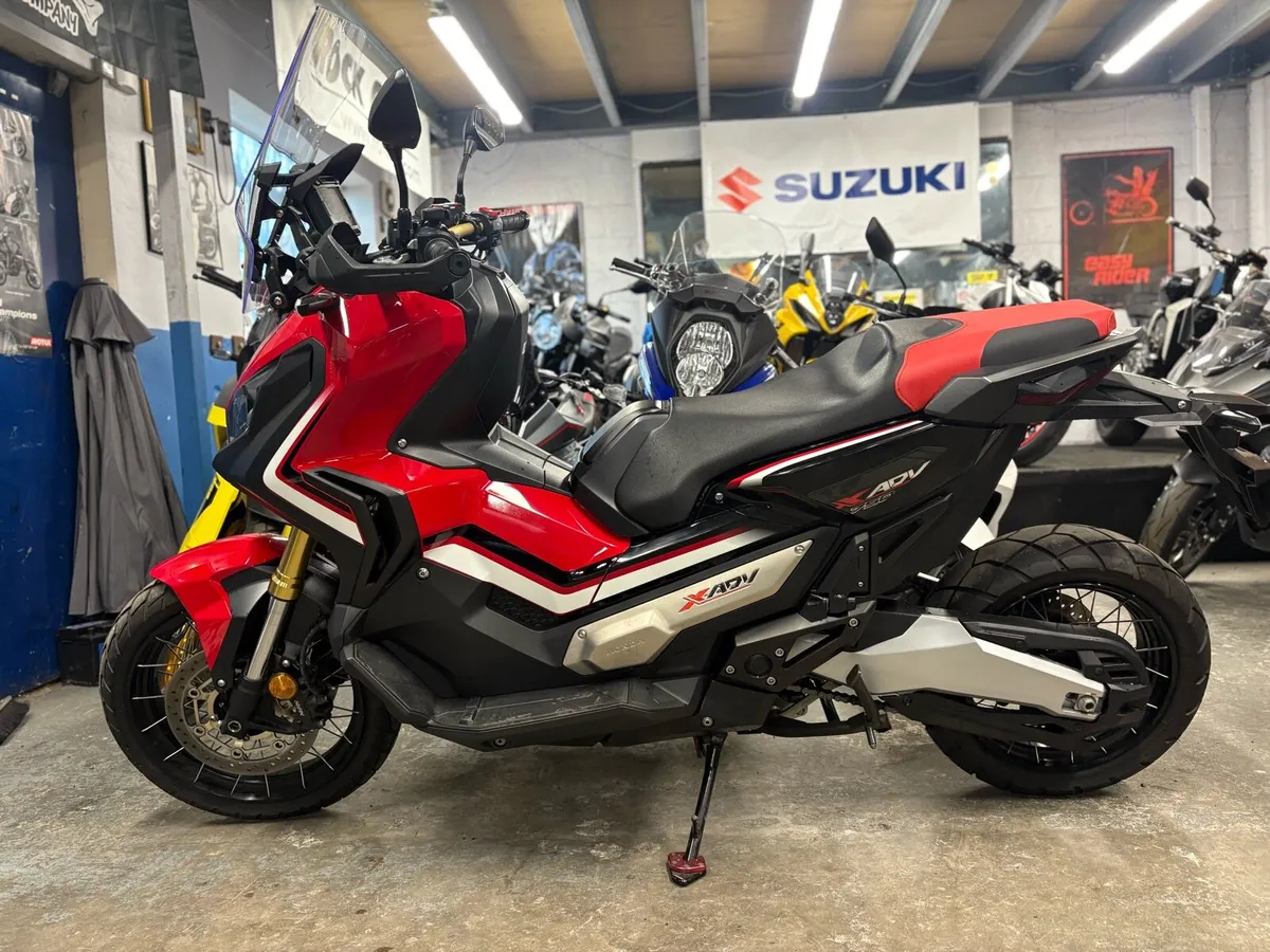 2020 Honda ADV750 DCT. - Image 4